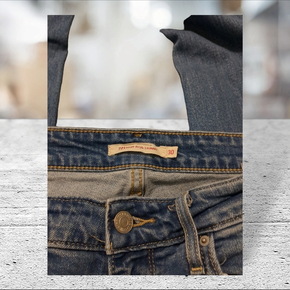 Levi's 721 hi rise skinny jeans size 30 - Picture 10 of 15